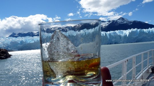 Whisky en el Glaciar Perito moreno